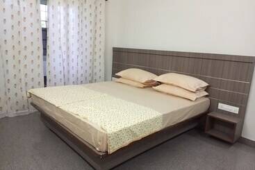 هتل Transit Nest   Near Madurai Airport