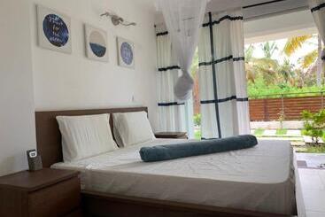 تختخواب و صبحانه Casa Mozita