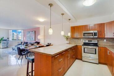 Family Beach Home W Ocean & Bay Views   Upgraded Corner Unit