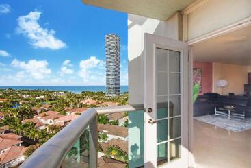 Family Beach Home W Ocean & Bay Views   Upgraded Corner Unit