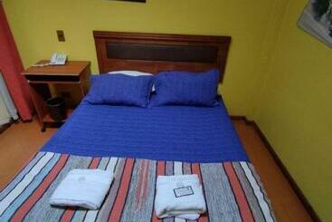 هاستل Hostal Remember