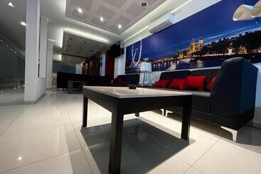 هتل Grand Elizabeth Durango