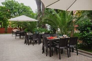 هتل Ritsa Resort