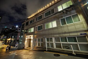123 Hostel