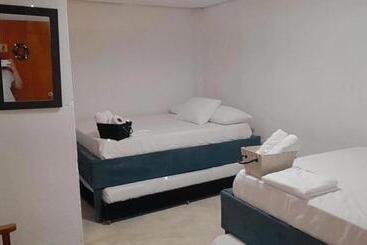 پانسیون Hostal La Boquilla