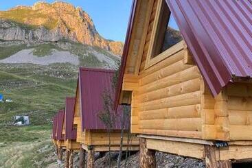 تختخواب و صبحانه Kapetanovo Jezero Bungalov