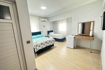 Grand Clover Otel