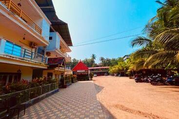 酒店 Golden Rice Inn Candolim, North Goa   Near To Beach