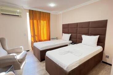 هتل Rosemary Inn