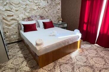 هتل Rosemary Inn