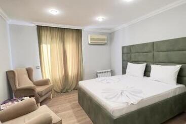 هتل Rosemary Inn