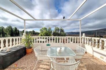 تختخواب و صبحانه Bb Casa Alegria