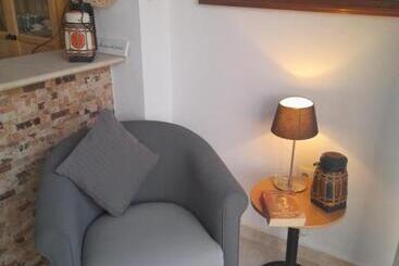 تختخواب و صبحانه Bb Casa Alegria