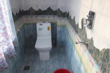 هتل Giggle Coast Restro And Lodging