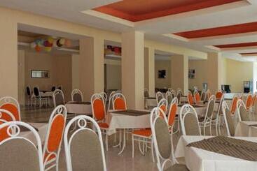 Club Hotel Vedren