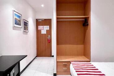 Hostal Apolo