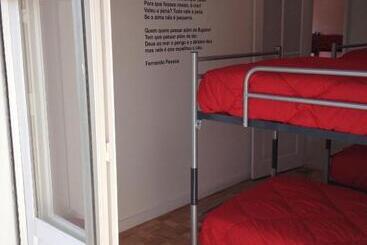 هتل Airporto Hostel