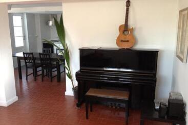 هتل Airporto Hostel