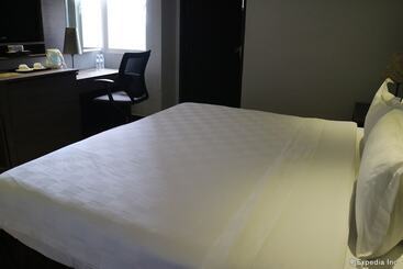 هتل Avenue Suites