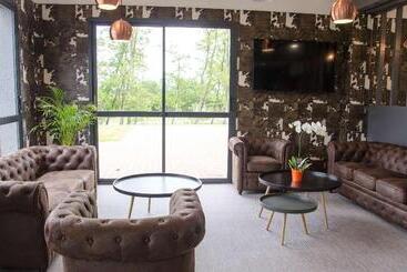 هتل Best Western Hôtel Agen Le Passage, Agen Sud