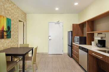 هتل Home2 Suites By Hilton Minneapolis Bloomington