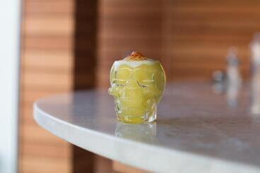 هتل Kimpton Seafire Resort + Spa, An Ihg