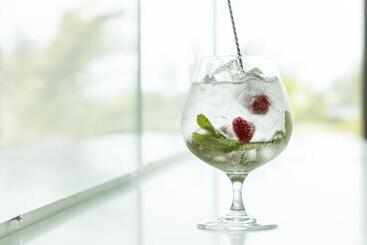 هتل Kimpton Seafire Resort + Spa, An Ihg