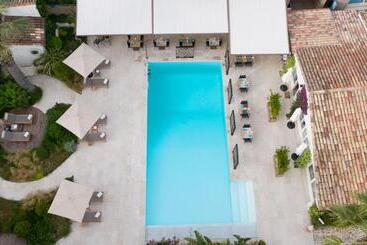 هتل La Bastide Des Salins