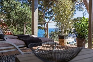 هتل Le Jardin D'emile