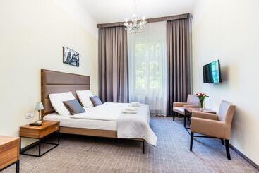 Aparthotel Old Town