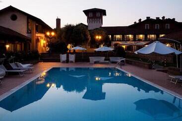 هتل Relais Santo Stefano