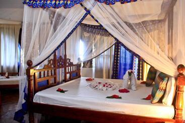 هتل Samaki Lodge