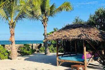 هتل Samaki Lodge