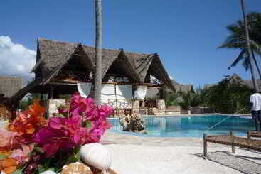 هتل Samaki Lodge