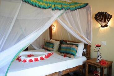 هتل Samaki Lodge