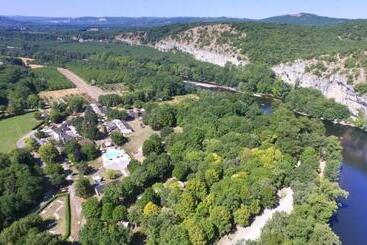 اقامتگاه Vvf Dordogne Lot, Martel Gluges