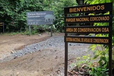 تختخواب و صبحانه Cabina Aventuras Corcovado Gittana Tours