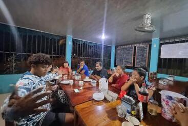 تختخواب و صبحانه Cabina Aventuras Corcovado Gittana Tours