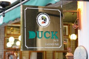 Duck Otel