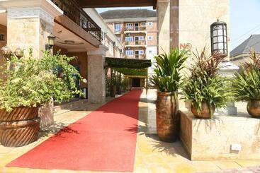 هتل Portland Resort