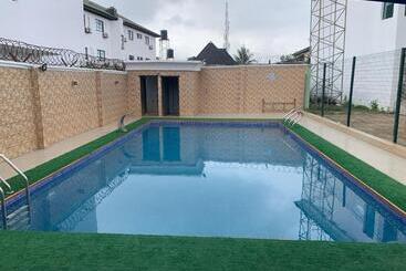 Muajas Hotel & Suites, Ibadan