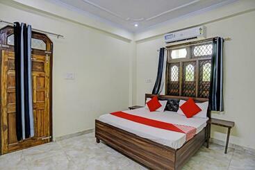 Oyo Flagship Hotel Sunshine