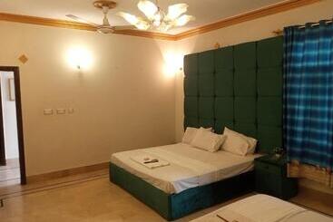 پانسیون Hill View Guest House Karachi