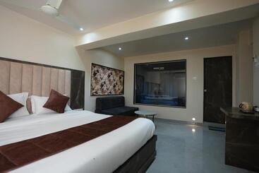 هتل Megh Inn