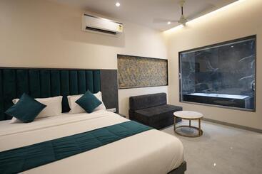 هتل Megh Inn