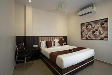 هتل Megh Inn