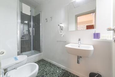 پانسیون Guest House Sonnino 37
