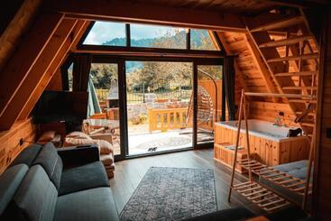 تختخواب و صبحانه Dreamy Life Bungalov
