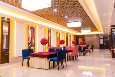 Grand Heritage Hotel & Resort