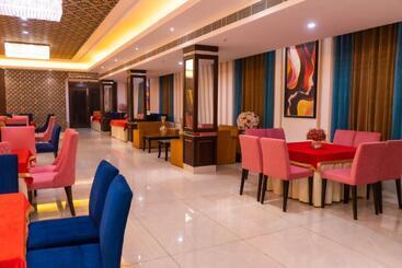 Grand Heritage Hotel & Resort